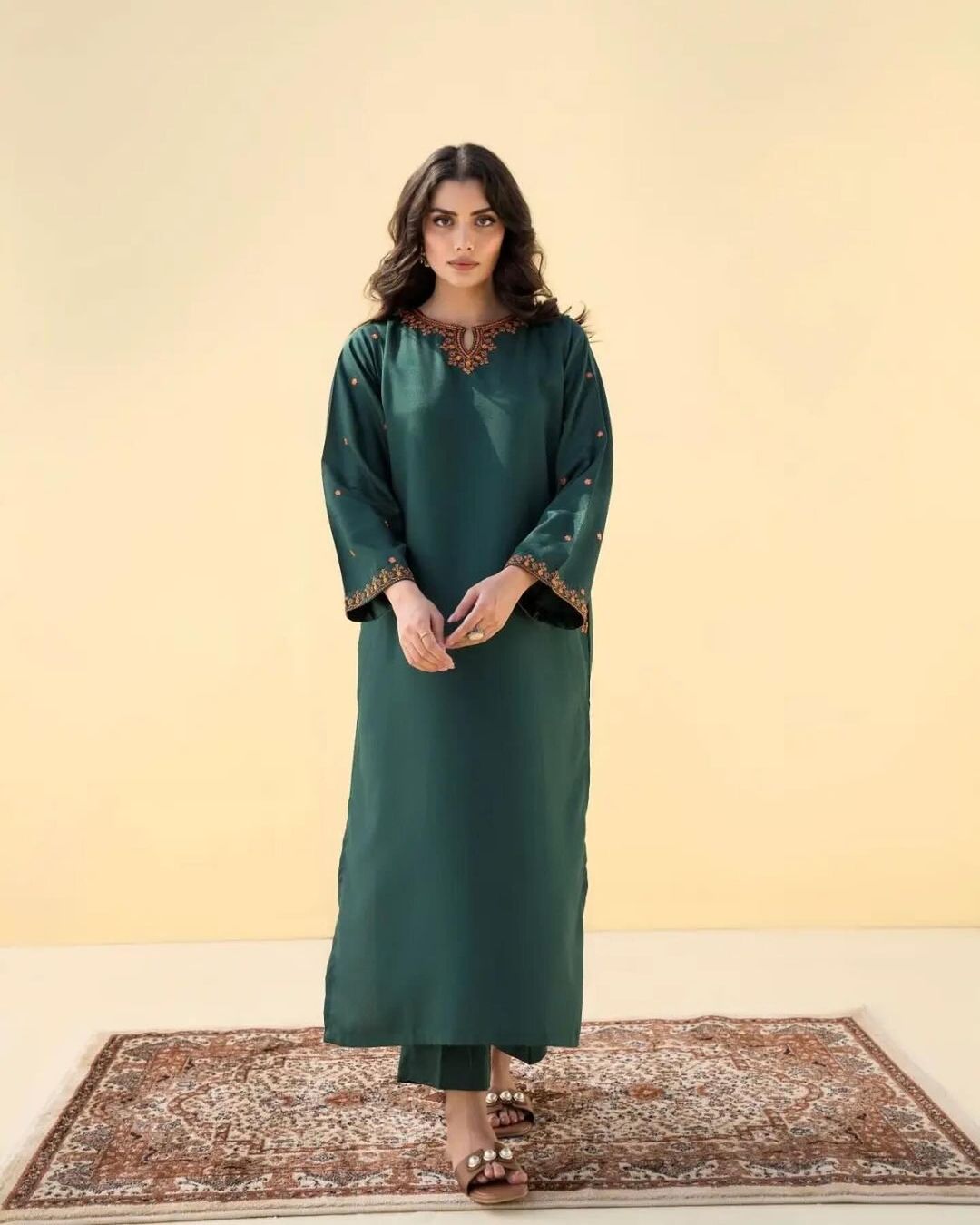 Grace Embroidered 2pc Suit